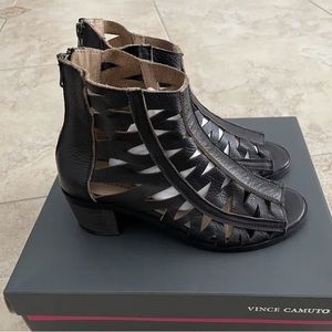 Baske California Black Leather Gladiator Heels Sandals Sz 7